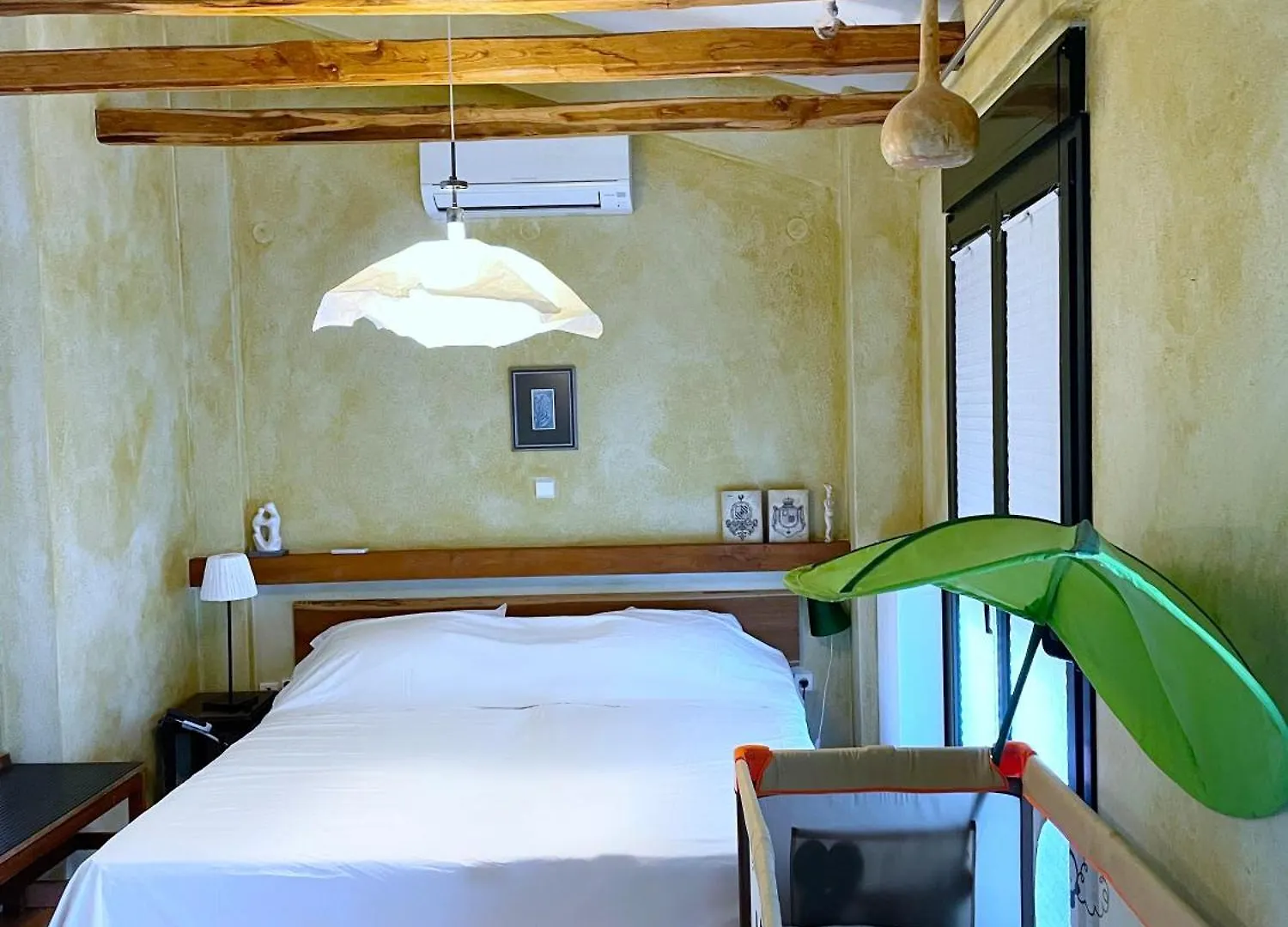 Mikael Pool Villa Paliouri
